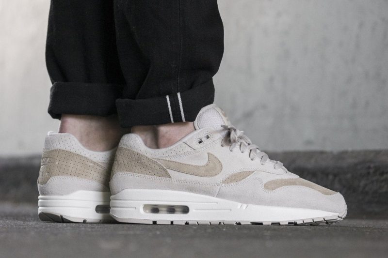 nike air max 1 premium desert sand 795448