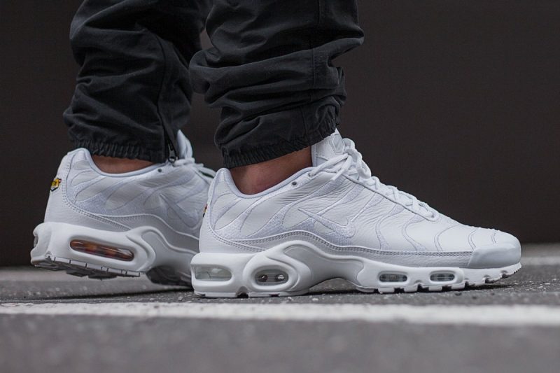 nike air max plus triple weiss 632879