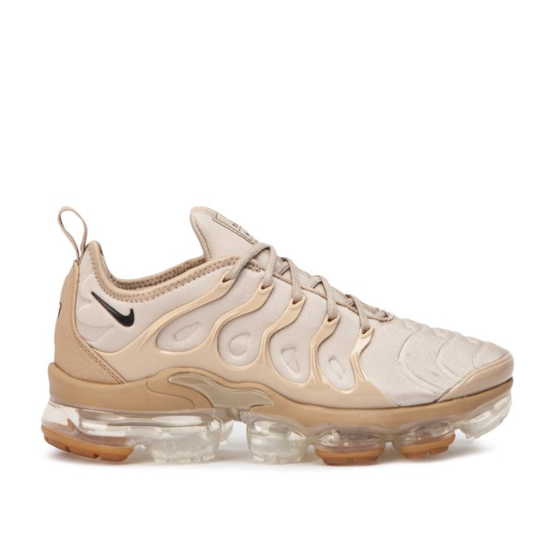 nike air vapormax plus sand 916764