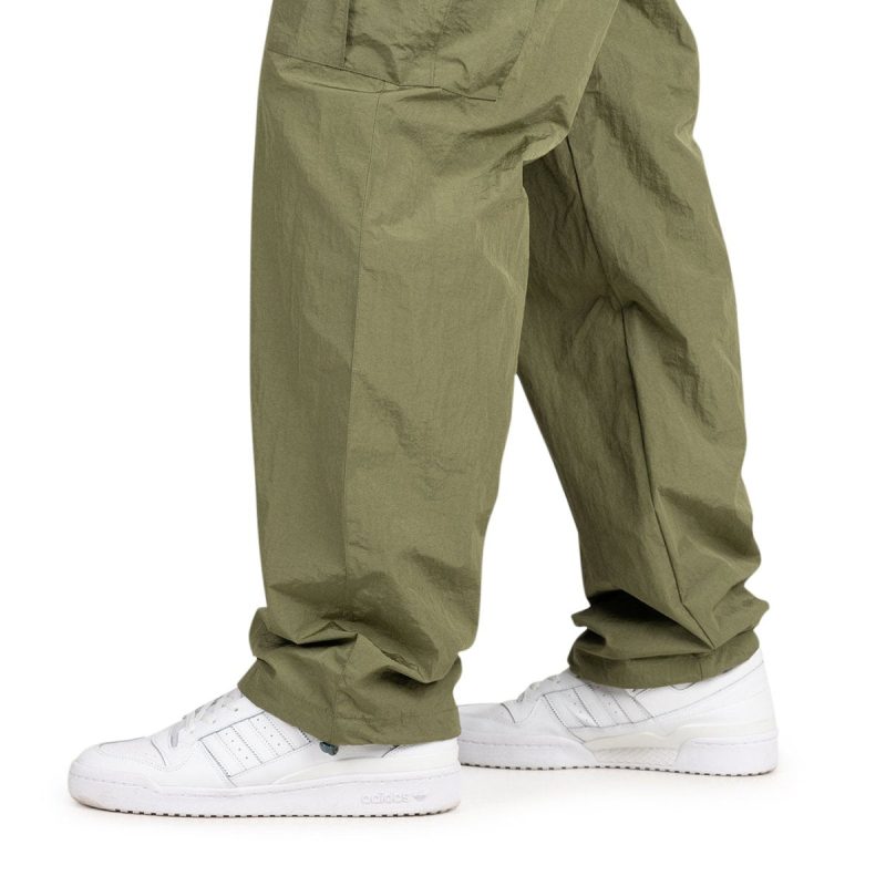 pop trading company cargo trackpant oliv 184238