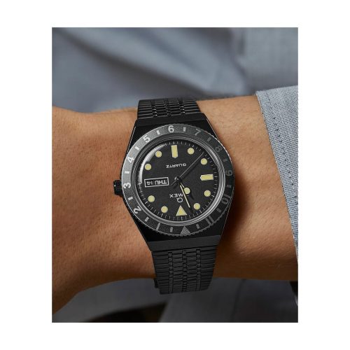 timex archive q timex reissue 38mm stainless steel bracelet schwarz silber 256257